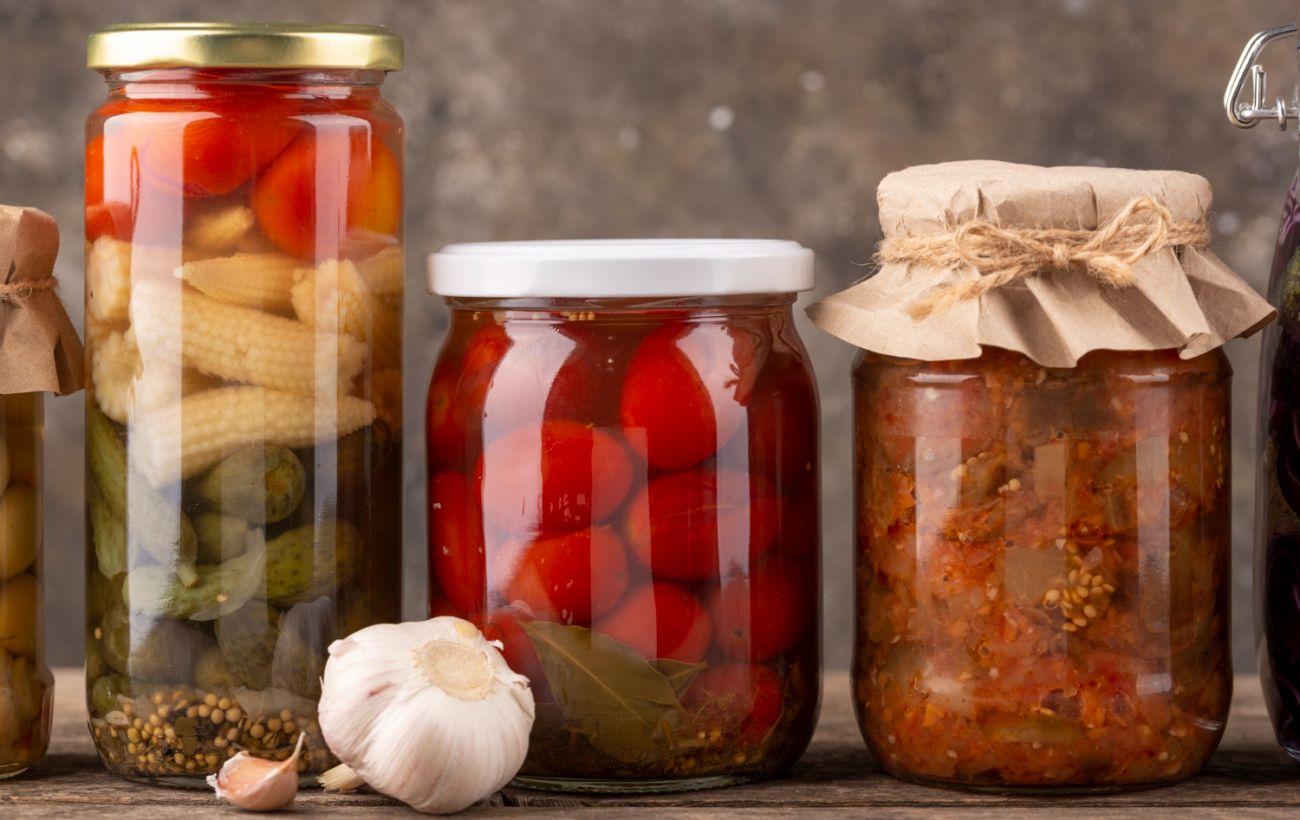 Не ризикуйте здоров’ям: 5 ознак, що ваша консервація вже зіпсувалась